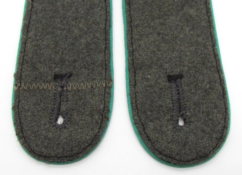 Waffen-SS mountain trooper ‘Gebirgsjäger’ EM/NCO Shoulder Boards