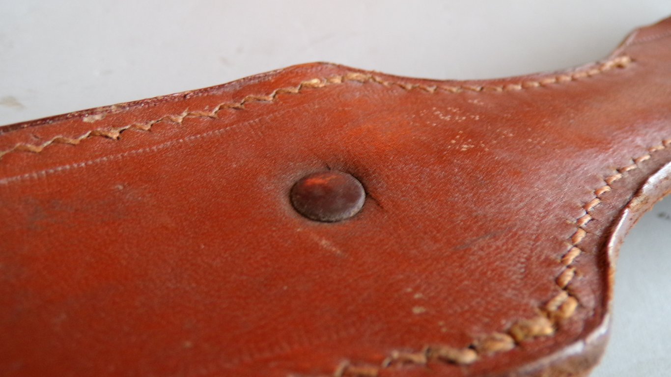 Brown Leather KS98 Dress Bayonet Frog Mint