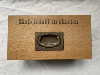 WH (Heer) Medical 'Einheitstablettenkasten'