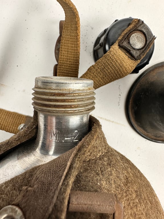 WW2 German "DAK"canteen "mn42"