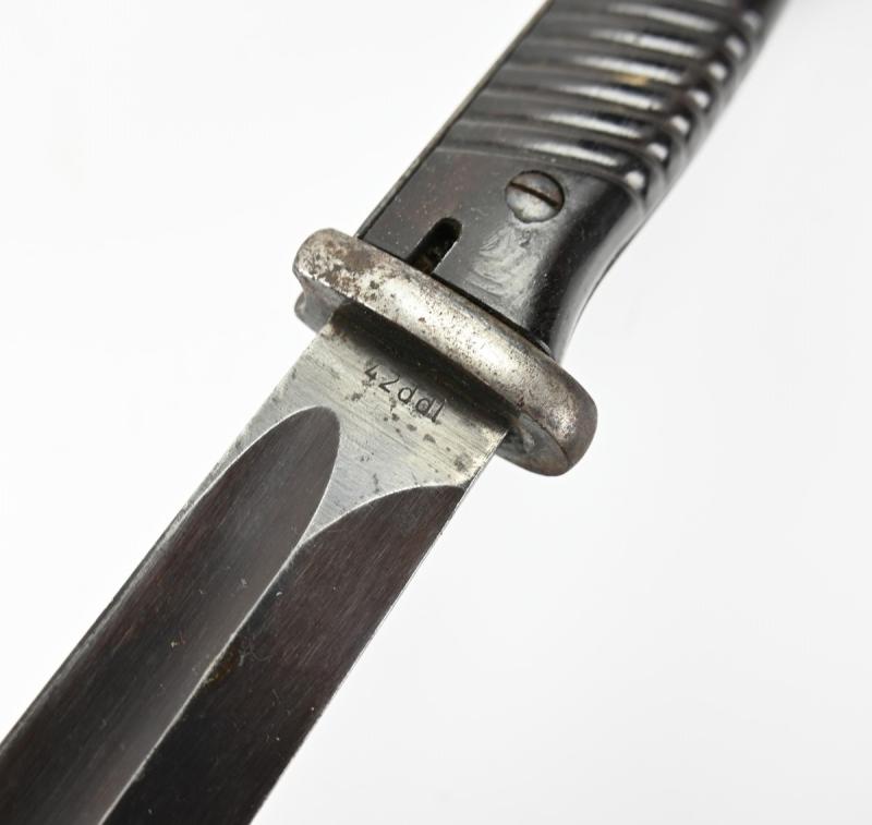 German WH K98 Mauser Bayonet with Frog