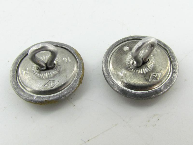 2x Wehrmacht, Luftwaffe general's or NSDAP 16 mm buttons