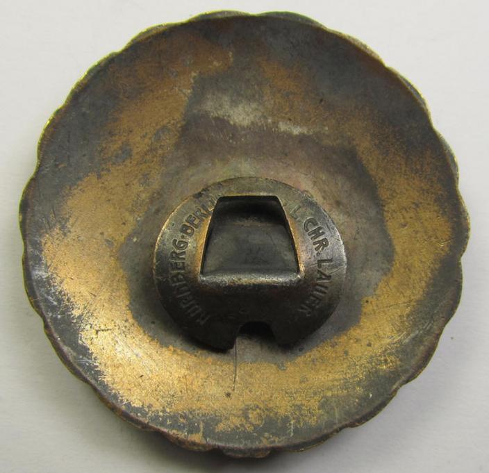 Detailed- and neatly enamelled so-called: 'Silberne Ehrennadel des Zentralverbandes für Zucht und Prüfung deutscher Pferde' being a larger-sized  example that shows the makers'-designation 'L.Chr. Lauer' on its back