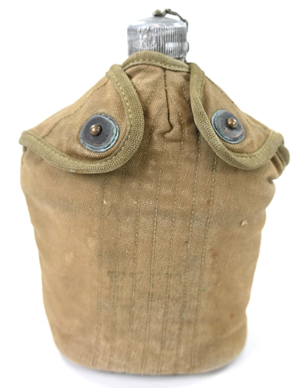 US M-1941 Cavalry/Paratrooper Canteen