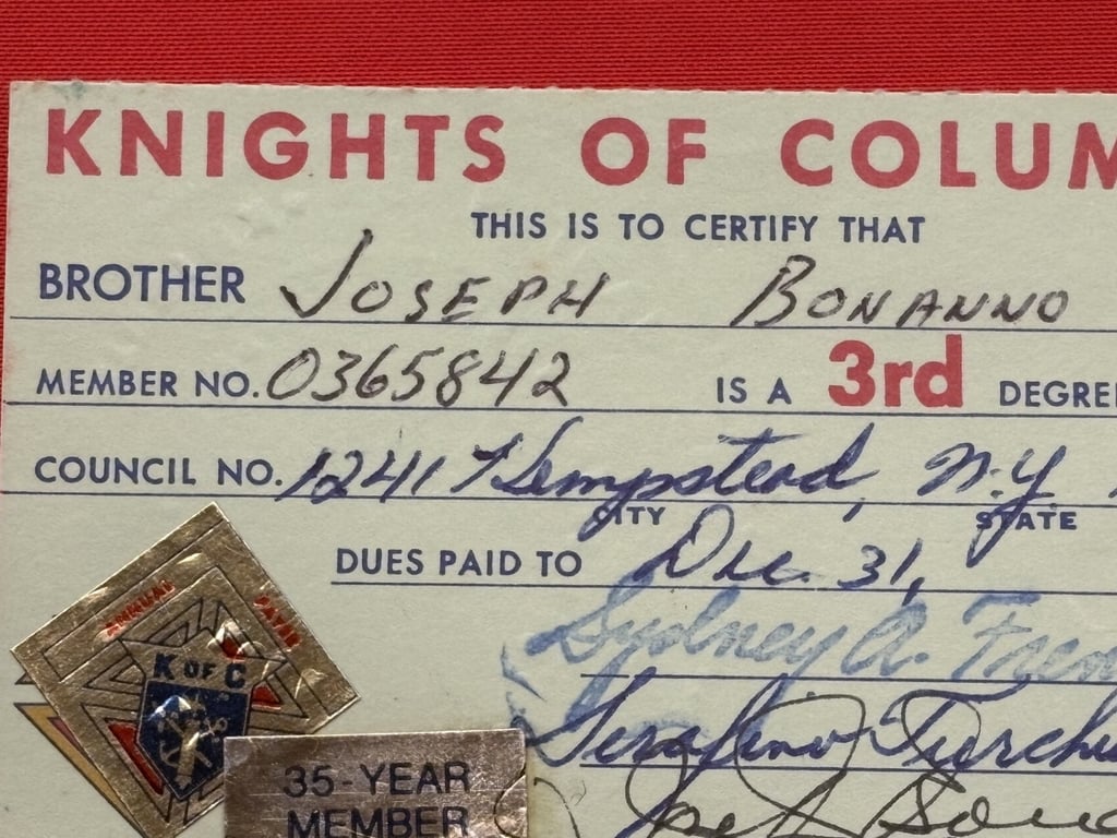 AUTHENTIC NEW YORK MAFIA BOSS JOSEPH BONANNO HAND SIGNED MEMBER CARD.