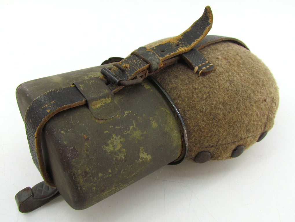 M42 Canteen (FSS43) with AEMA 42 camouflaged Canteen Cup