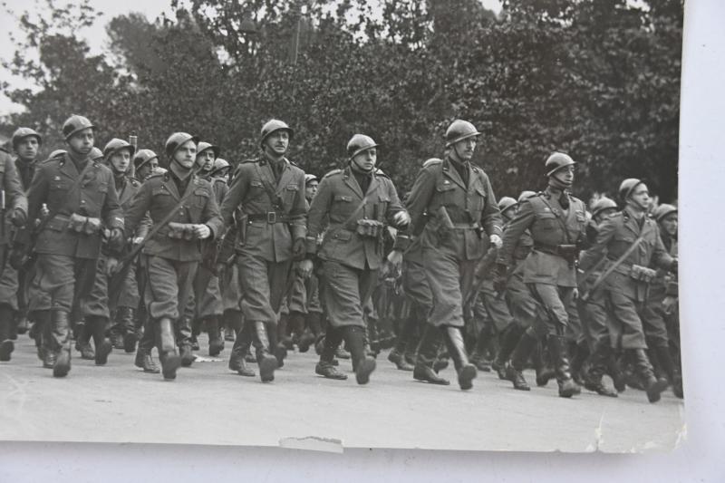 Italian WW2 Photo of Marching Troops