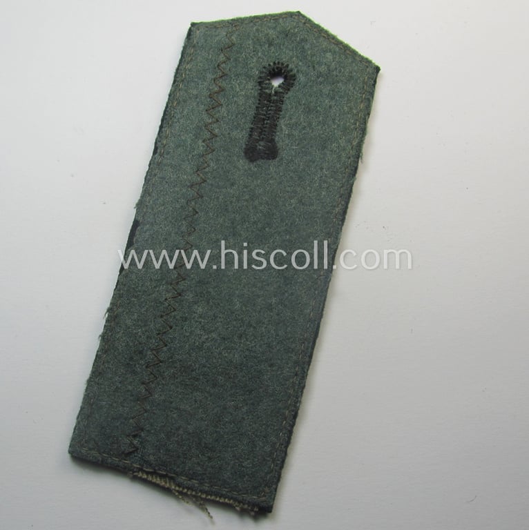 Superb - albeit regrettably single! - example of an early-period (ie. 'M36- o. M40'-pattern and pointed-styled), WH (Heeres) 'cyphered', NCO-type shoulderstrap as was intended for a: 'Soldat des Wachbatallions Berlin'