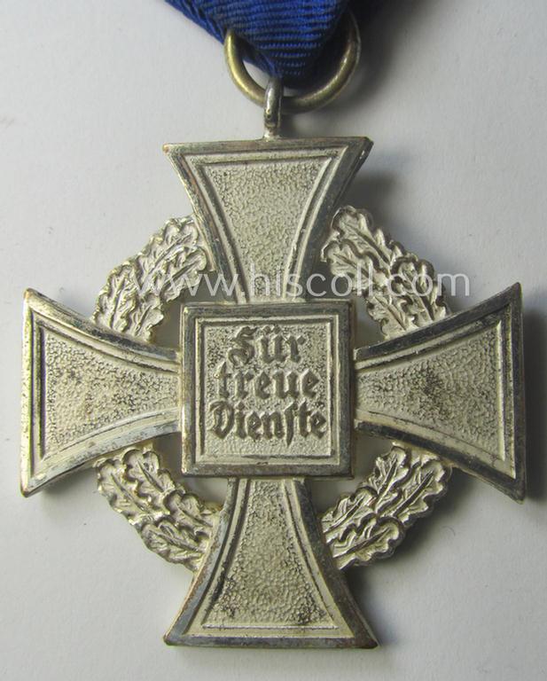 'Treuedienst Ehrenzeichen 2. Klasse' (or: silver-class, civil loyal-service-medal as was intended for 25 yrs. of loyal service) being a nicely preserved and/or non-marked specimen