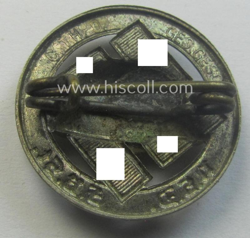 Membership lapel-pin: 'Nationalsozialistischer Deutscher Frontkämpferbund Stahlhelm' (or: 'N.S.D.F.B.St.') being a very detailed- and/or: maker- (ie. 'E.V.' - 'Ges.Gesch'-) marked example that is executed in silver-toned 'Buntmetall'
