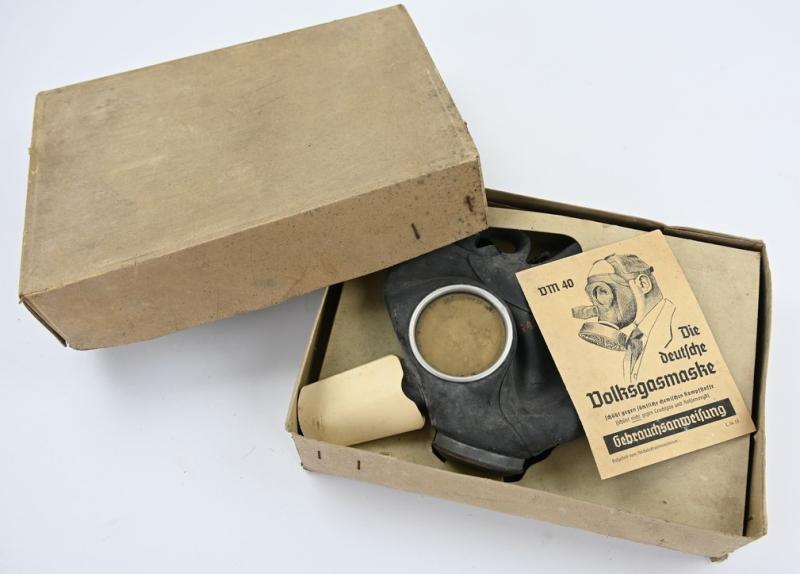 German LS DM40 Civil Gasmask with Filter in Box