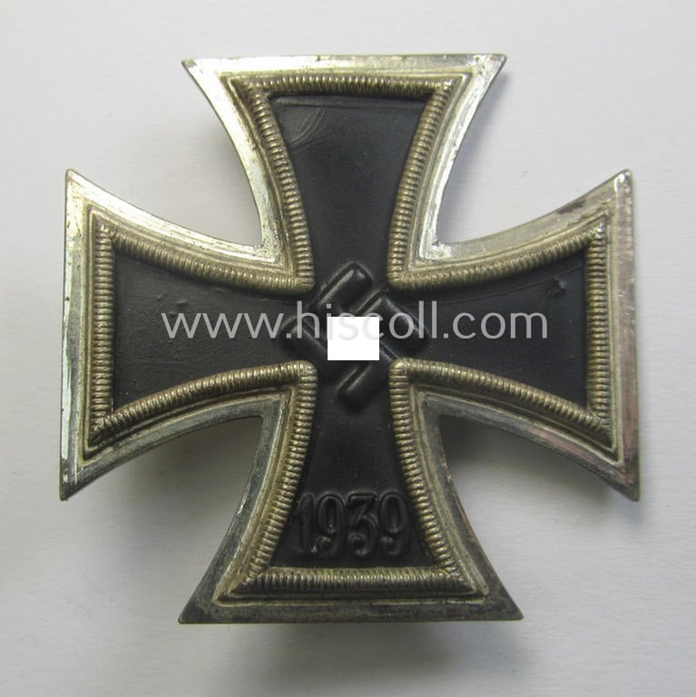 Superb, 'EK1.Kl.' (or: Iron Cross 1st class) being a neatly maker- (ie. 'L/11'-) marked example by the (desirable!) 'Hersteller' (ie. maker): 'Wilhelm Deumer' and that comes in its period, 'LDO'-marked etui