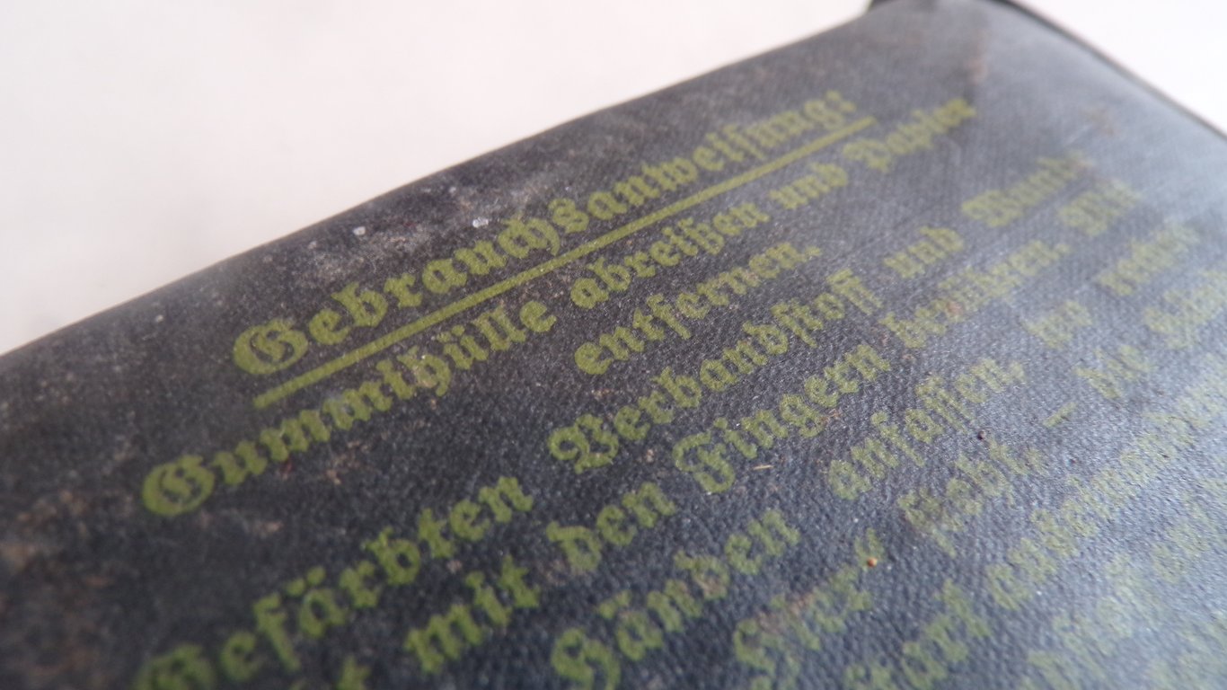 Verbandpäckchen (field dressing) 1940