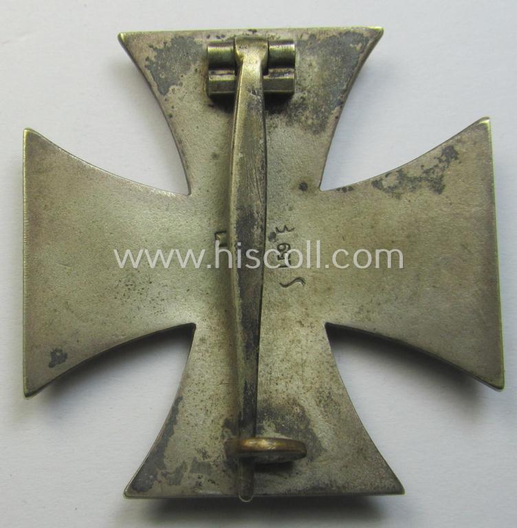 'Eisernes Kreuz 1. Klasse' (or: Iron Cross 1st class) being a maker- (ie. 'L/59'-) marked example as was produced by the desirable 'Hersteller' named: 'A. Rettenmaier' and that comes as recently found