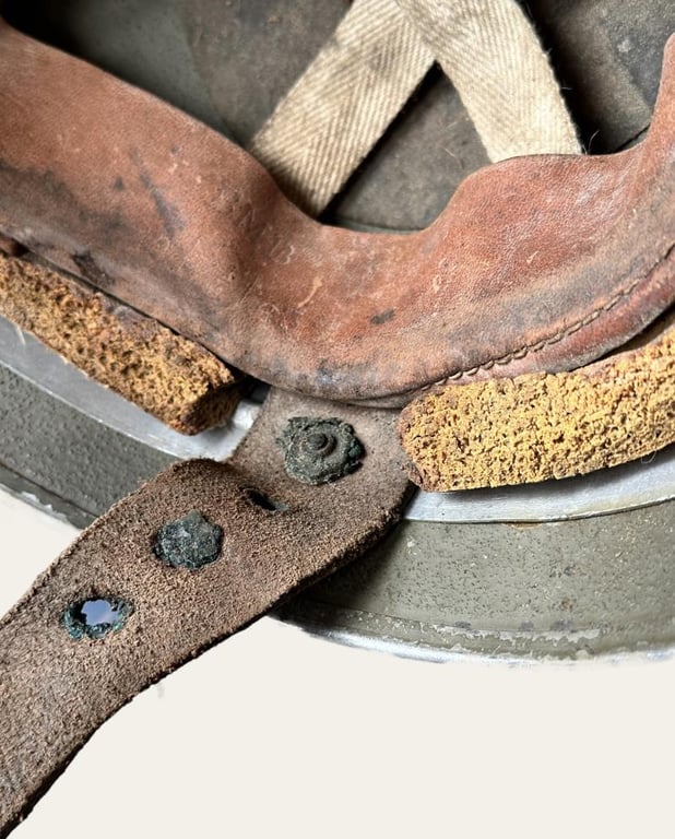 British Airborne Paratrooper Helmet -1943-