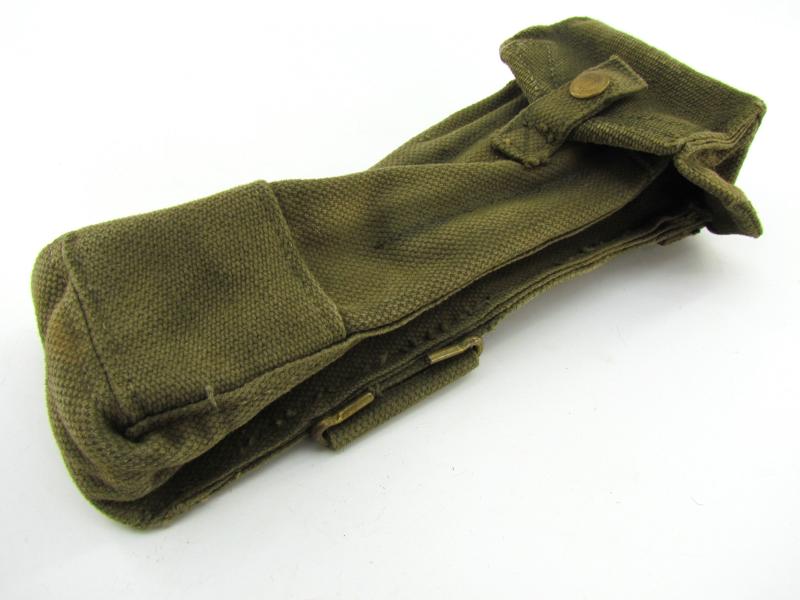 British WWII Basic Pouches ( Blancoed )
