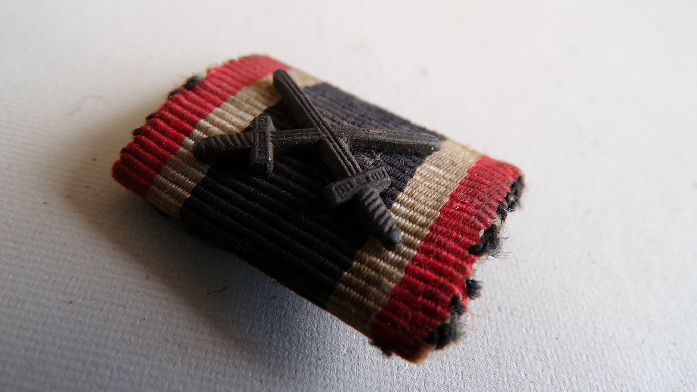 single ribbon bar