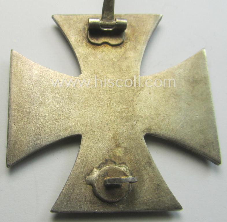 'Eisernes Kreuz 1. Klasse' being a non-maker-marked example by: 'E. Ferdinand Wiedmann'