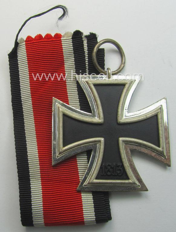 'Eisernes Kreuz II. Klasse' being a maker- (ie. '13'-) marked example  as was produced by the maker (ie. 'Hersteller'): 'Gustav Brehmer'