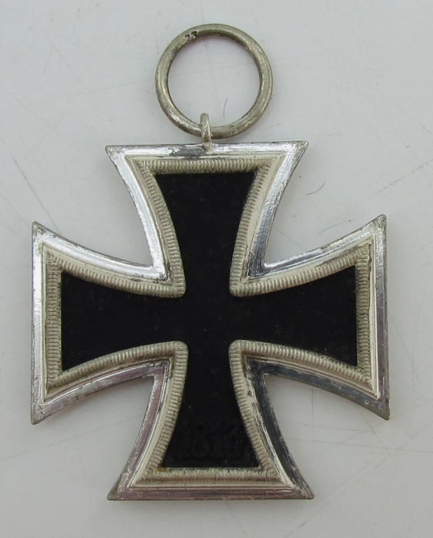 Iron Cross 2nd Class 1939 (Eisernes Kreuz 2. Klasse)– Maker 23