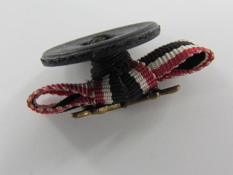 German Ribbon Bar , Button Variant