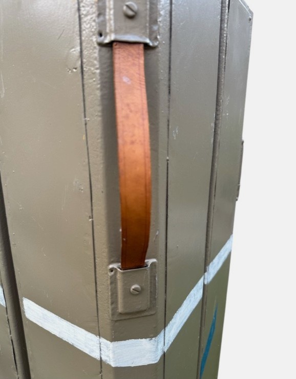 Fallschirmjäger jump container (Abwurfbehälter) for radio equipment