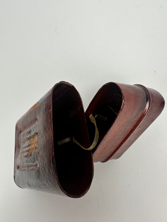 Hautentgiftungsalbe Behälter ddf