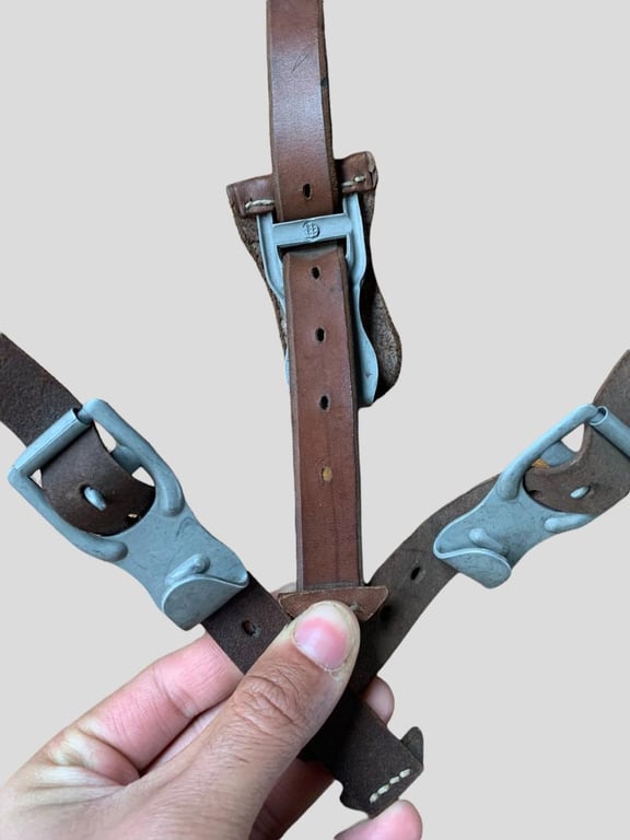 Luftwaffe Chocolate Brown Leather Y-straps