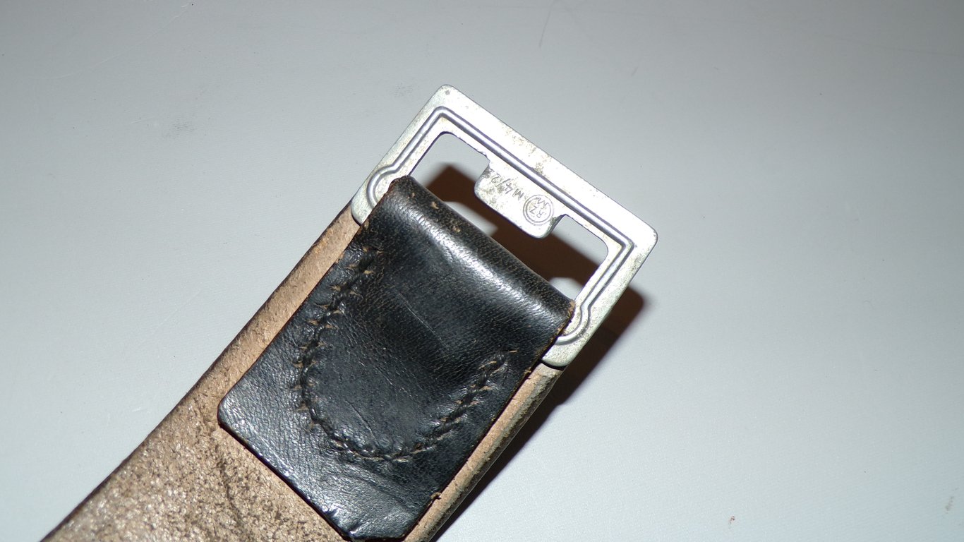 Hitlerjugend Belt and Buckle RZM M4/27