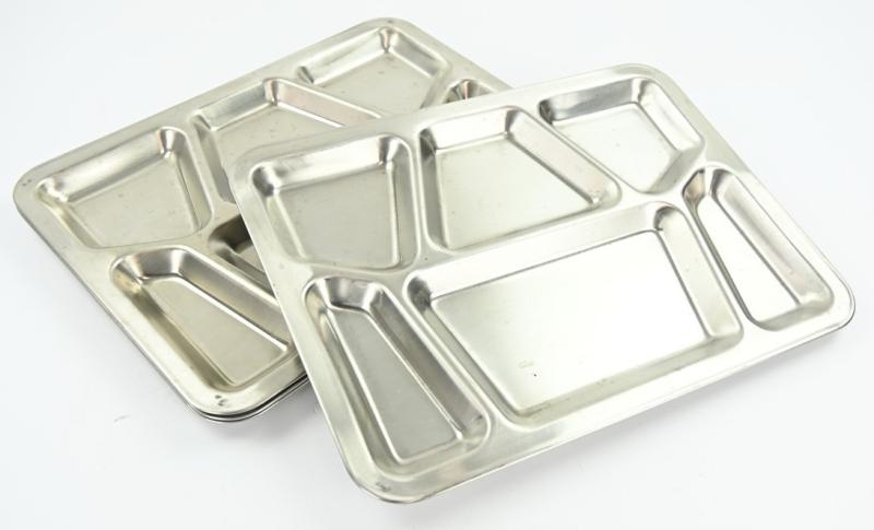 US WW2 Stainless Steel Messhall Plates 1942