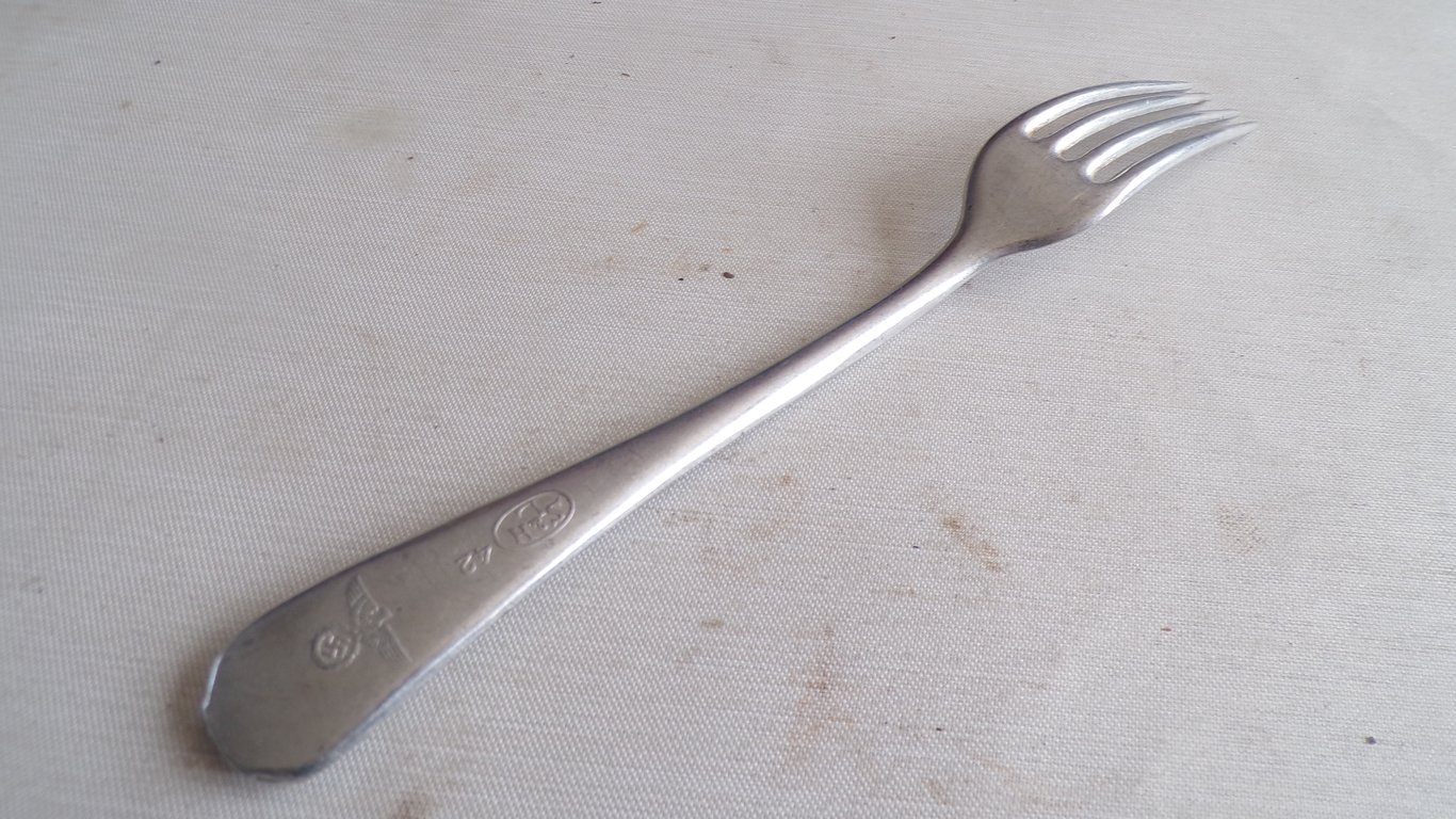 Aluminum Domed Heer Fork 1942