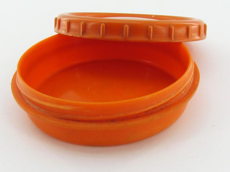 German Orange coloured 'Fettbuchse'