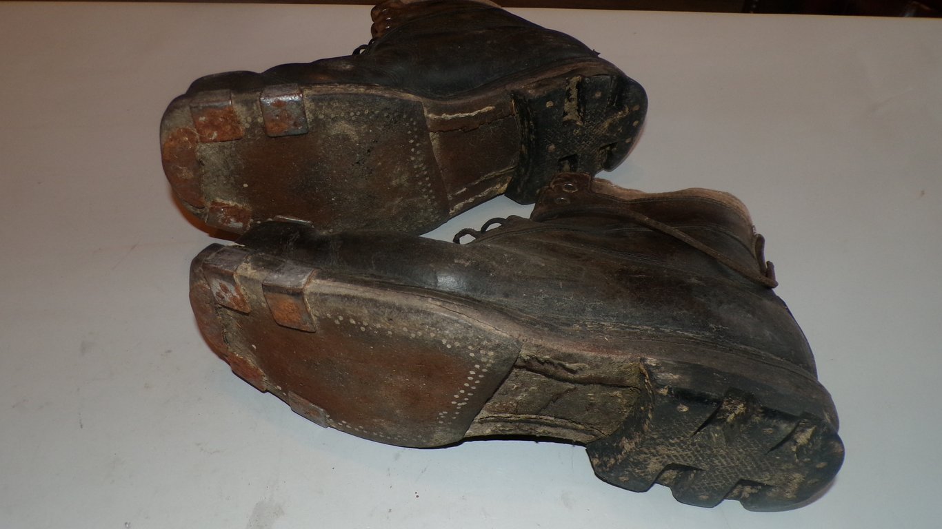 Wehrmacht Gebirgsjäger ski shoes