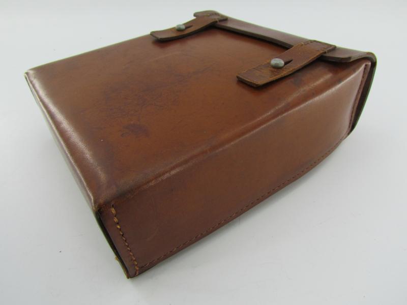 Deutsches Rotes Kreuz D. R. K. Sanitätslager Babelsberg Medical Pouch
