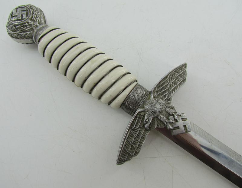 Luftwaffe Dagger by E. Pack Solingen