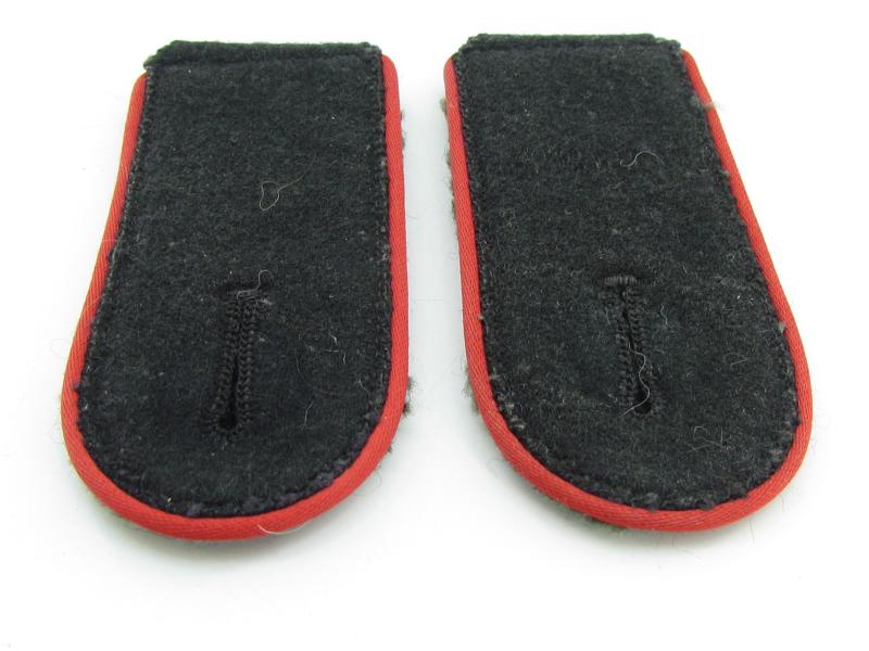 Waffen SS EM Artillery shoulder boards