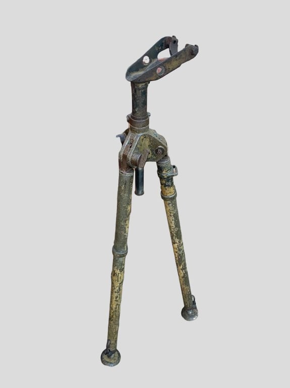 MG 34 Aluminium Tripod 'Dreibein'  -1939-