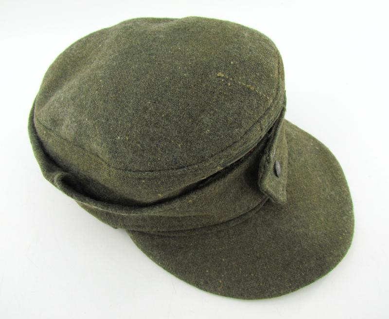 M43 Army (Heer) Field Cap ‘Einheitsfeldmütze’ with RBNr.