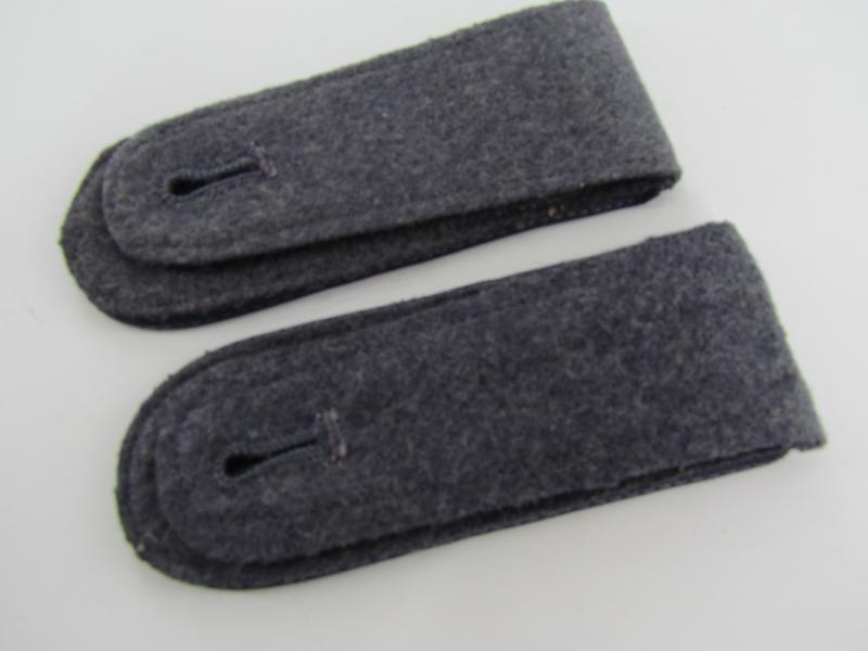 Luftwaffe EM Medical/Sanitater Shoulder Boards