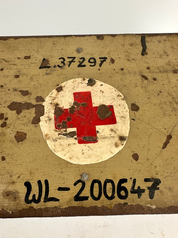 WW2 German 'Verbandkasten' First Aid Box In Tan