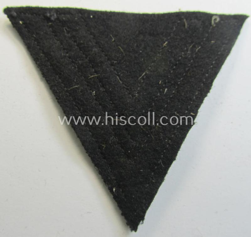 Waffen-SS-type 'Armwinkel' (or: rank-chevron) as executed on black-coloured wool as was specifically intended for usage by an SS-soldier with the rank of: 'SS-Rottenführer'