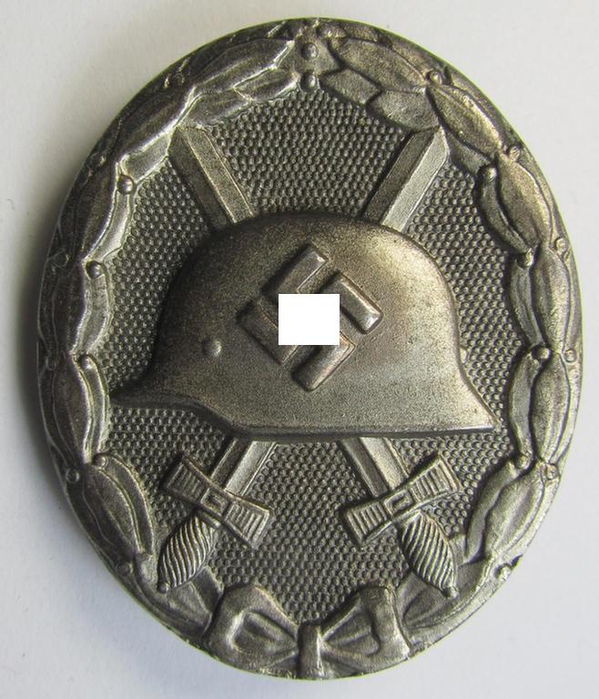 Superb - and truly luxuriously-styled! - 'Verwundeten-Abzeichen in Silber' being a non-maker-marked- and I deem early-period 'Buntmetall'-based example as was produced by a (by me) unidentified maker