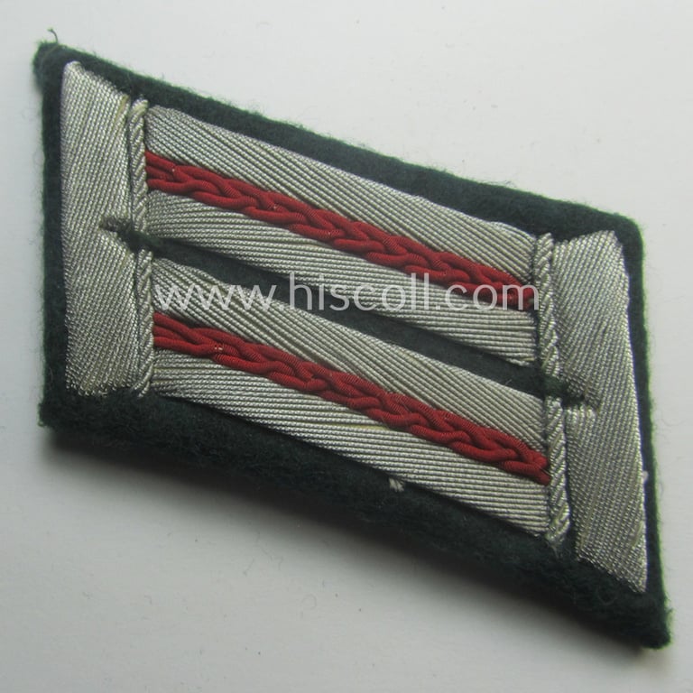 Pair of WH (Heeres) collar-tabs (ie. 'Kragenspiegel für Offiziere'): 'Offizier der (Sturm)Artillerie-Trpn.'