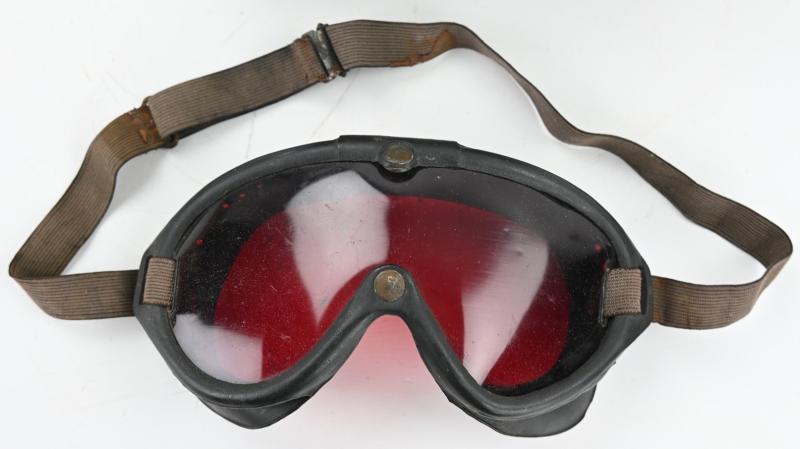 US WW2 M-1944 Flying Goggles in Case