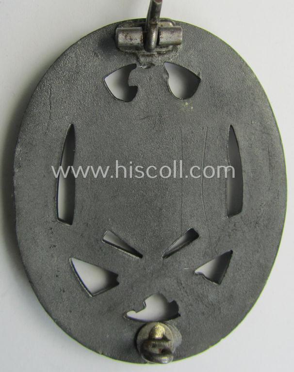Superb, 'Allgemeines Sturmabzeichen' (or: General Assault Badge ie. GAB) being an unmarked and/or zinc- (ie. 'Feinzink'-) based, solid-back- (ie. so-called: 'deep-pan'-) variant-pattern as was produced by a to date unknown maker