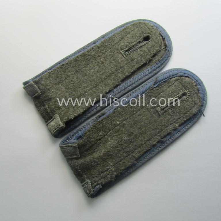 Pair of WH (Heeres) simplified- (ie. 'M44'-) pattern NCO-type shoulderstraps: 'Unteroffizier eines Nachschub-Abts. o. Rgts.'