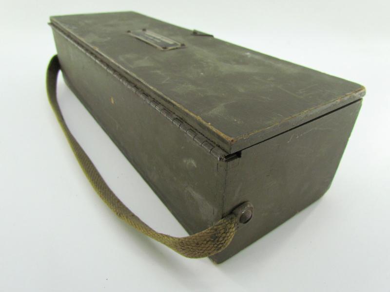 US WWII Signal corps box BX-49 for the BC611
