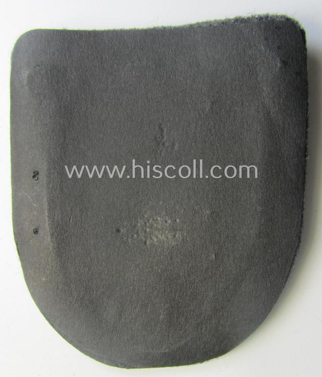 WH (Luftwaffe) 'Krim'-campaign-shield (as was produced by a by me unidentified maker) and that comes in a presumably issued- albeit still 'virtually mint', condition