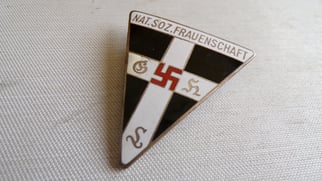 NS-Frauenschaft  Badge (Large 42mm Variant)