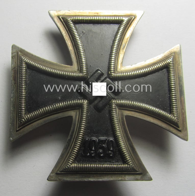 'Eisernes Kreuz 1. Klasse' being a maker- (ie. 'L/59'-) marked example by: 'A. Rettenmaier'